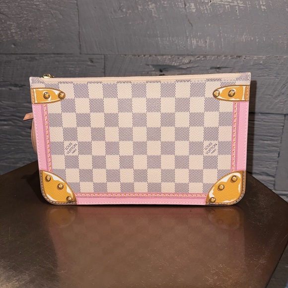 NWOT Authentic LTD Edition LV damier azur summer trunk neverfull pouch - Picture 2 of 13